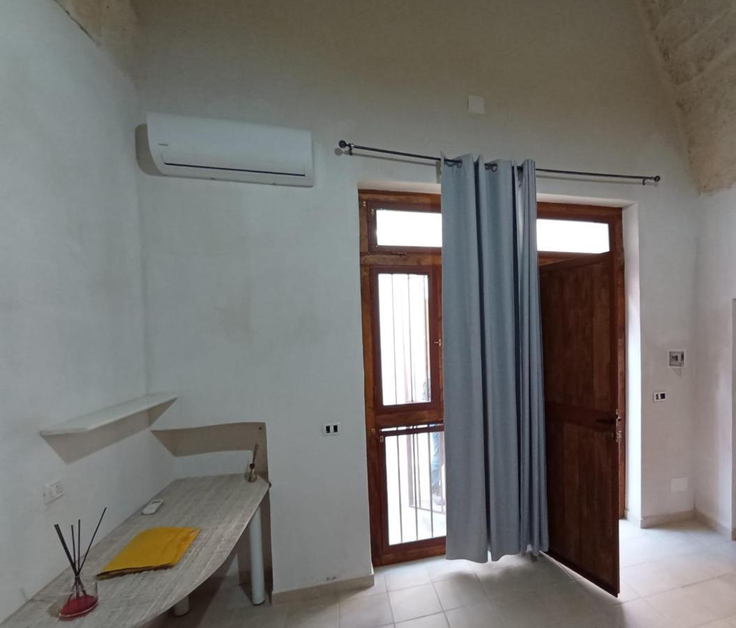 Casa Vacanze Battista 46 格罗塔列 外观 照片